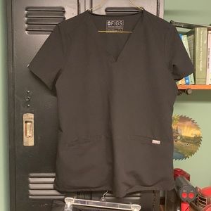 Figs black casma top large